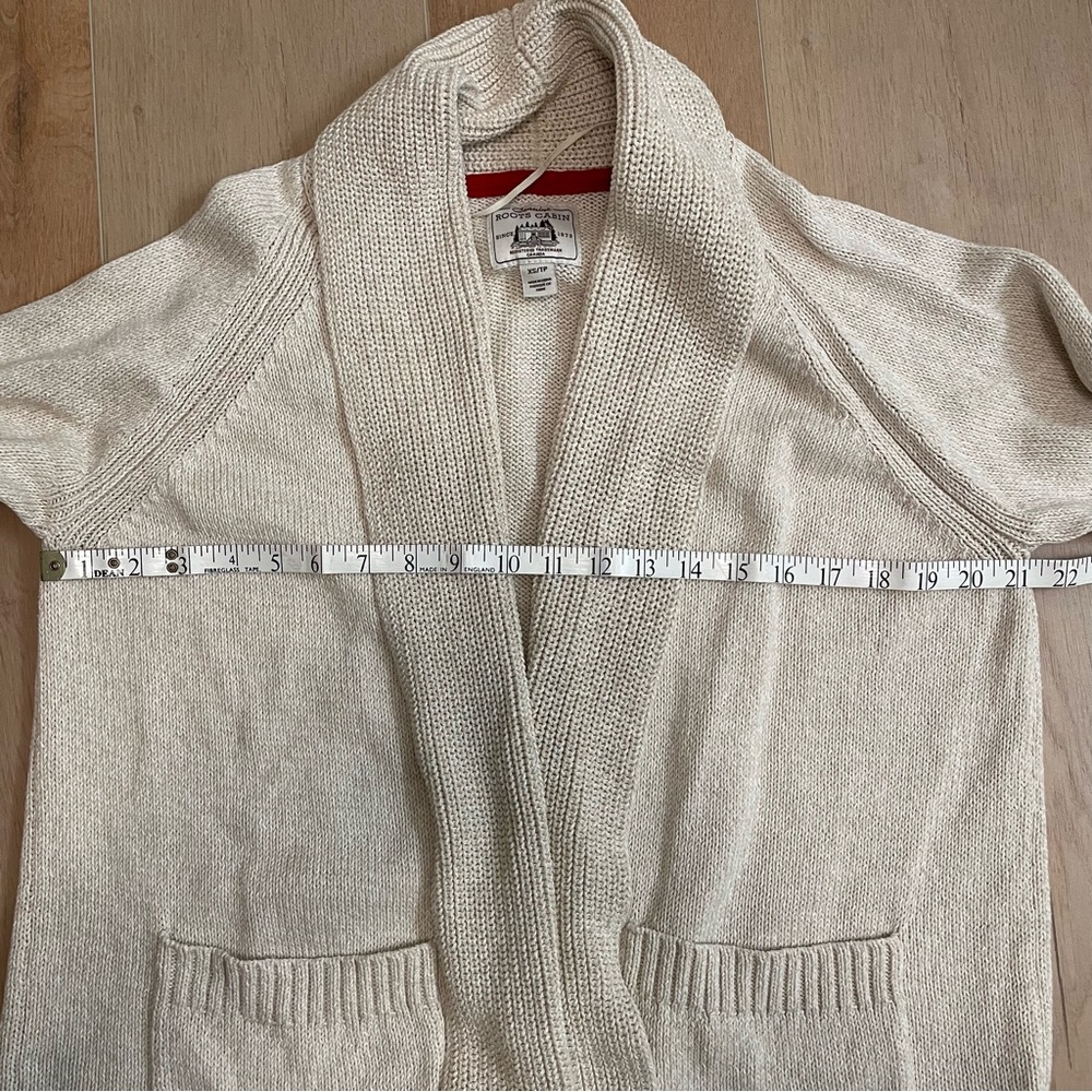 ROOTS Cabin Collection Cream Open Front Cardigan with Red Accents - Picture 6 of 7